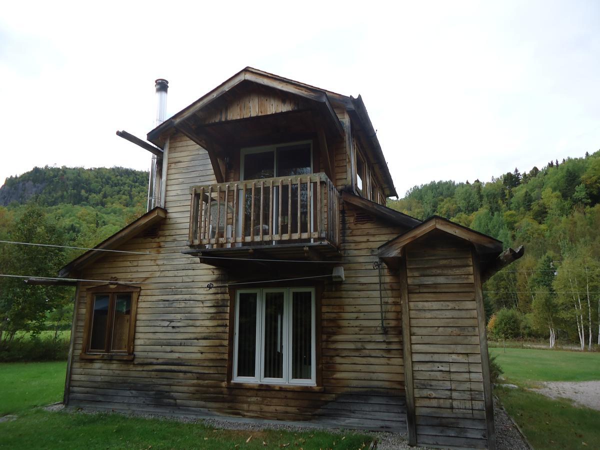 Chalet Saint-Thomas LʼAnse-Saint-Jean エクステリア 写真